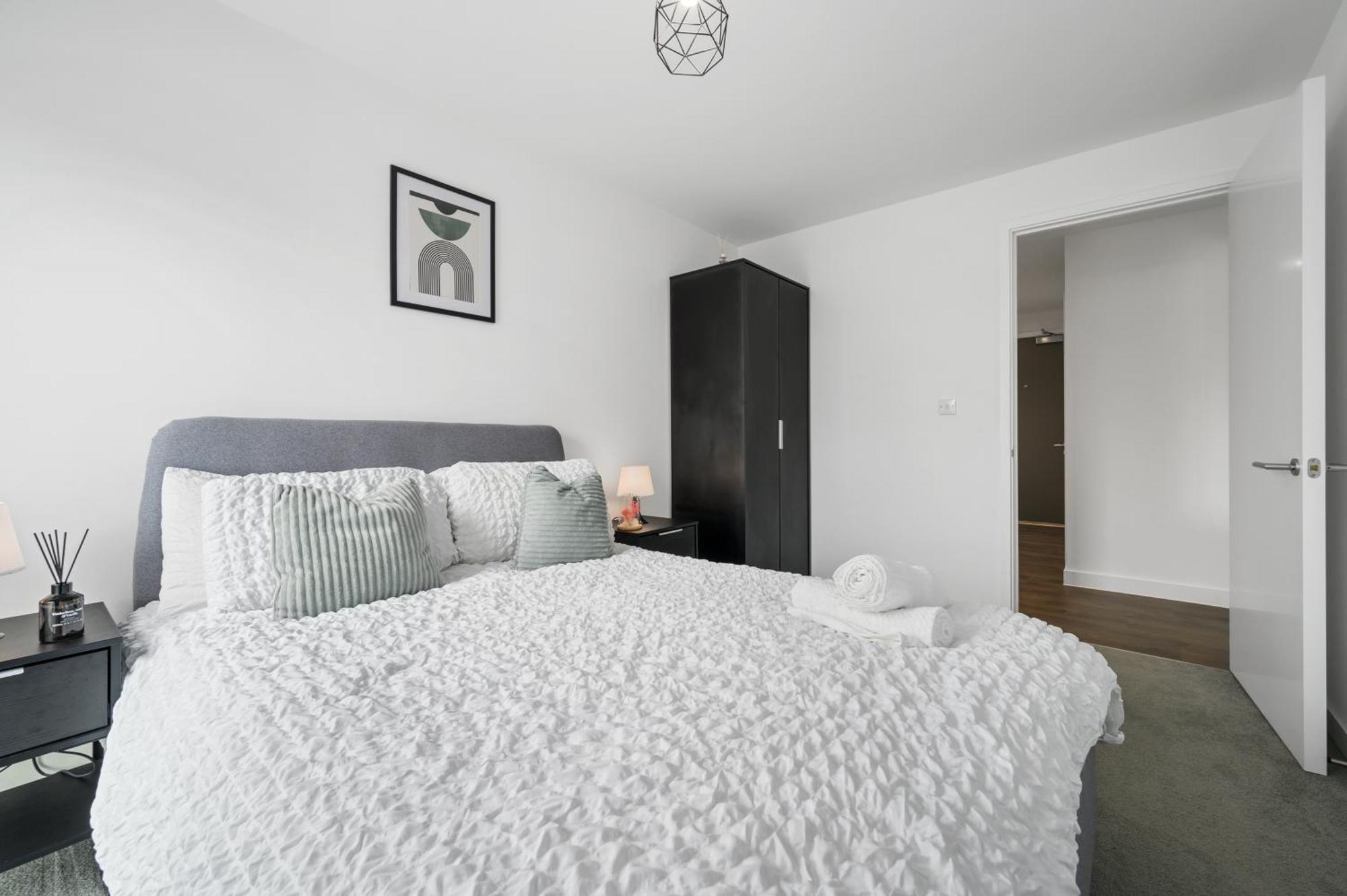 Harboview Haven Waterfront Apartment 曼彻斯特 外观 照片
